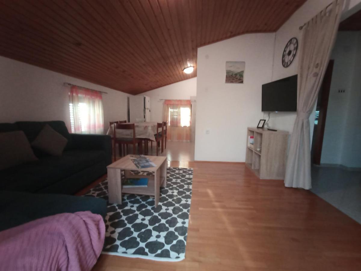 Apartments Katarina Novi Vinodolski Esterno foto