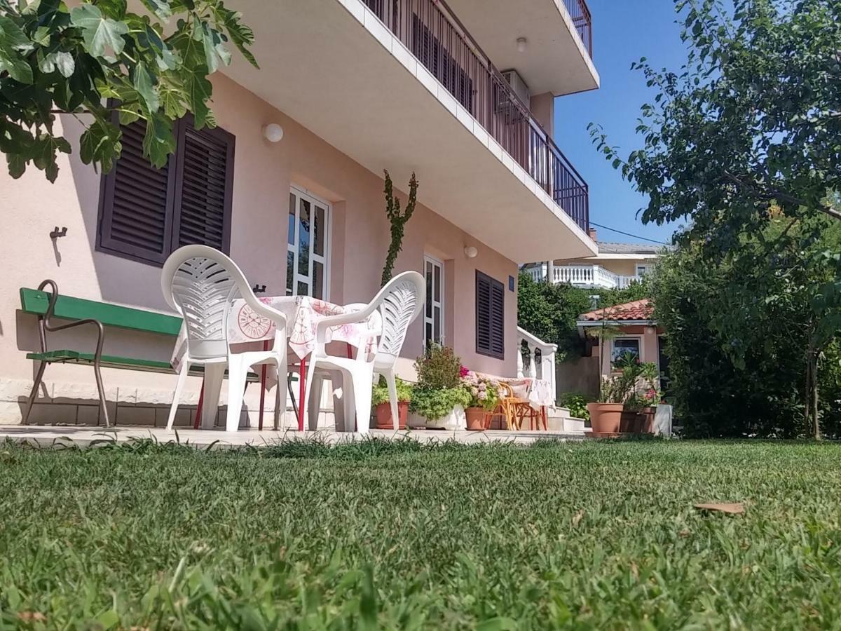 Apartments Katarina Novi Vinodolski Esterno foto