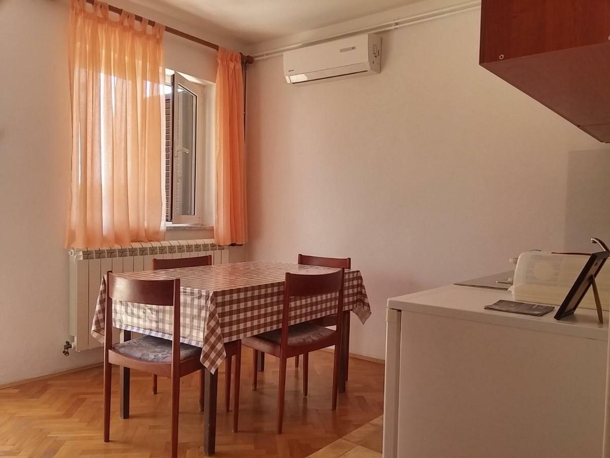 Apartments Katarina Novi Vinodolski Esterno foto